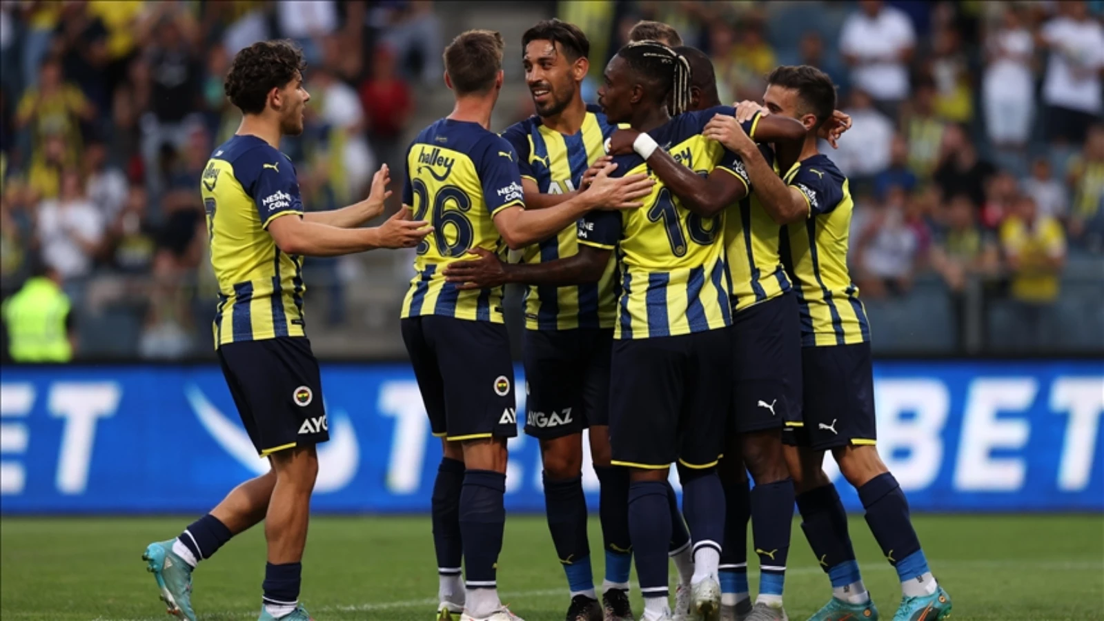 Fenerbahçe, Macaristan Temsilcisi Mol Fehervar'ı Mağlup Etti