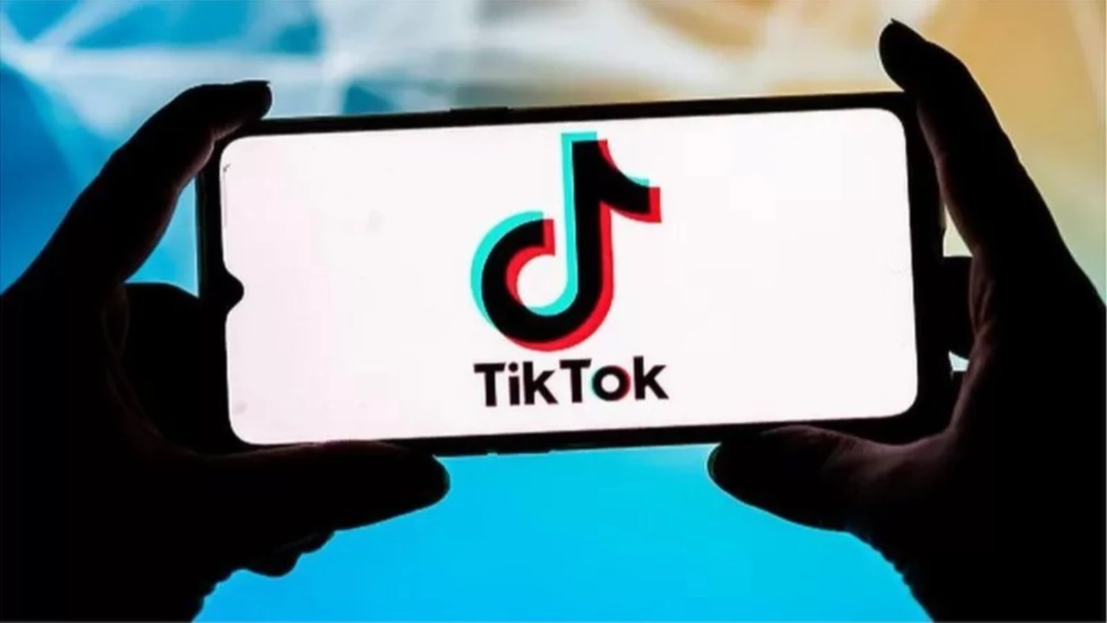 TikTok, Canlı Yayınları 18 Yaşından Büyük İzleyicilerle Kısıtlama Özelliğini Test Ediyor