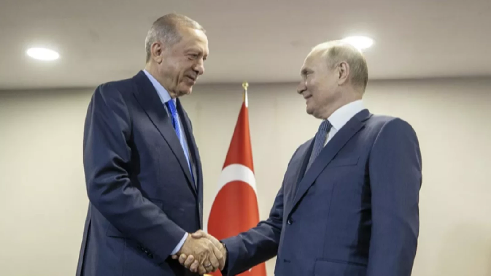 Erdoğan ve Putin Görüşmesi Başladı