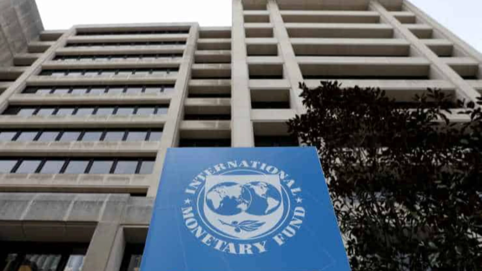 IMF, Küresel Büyüme Beklentisini Aşağı Yönlü Revize Etti!