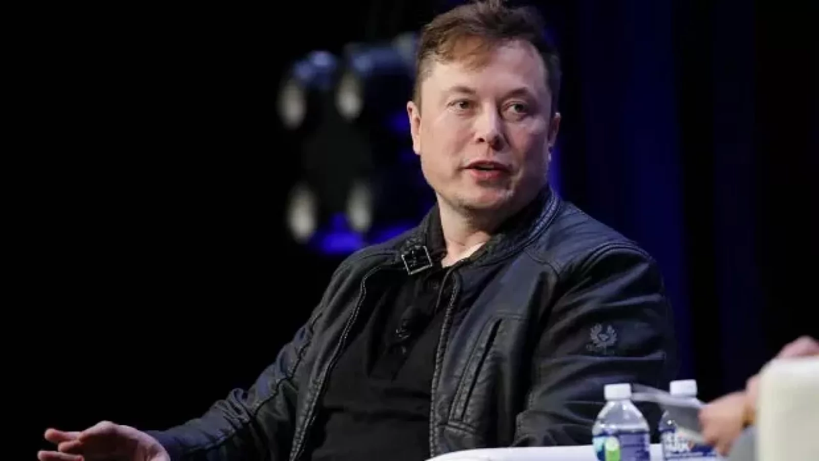 Elon Musk, Tesla Hisselerinin Bir Kısmını Sattı!