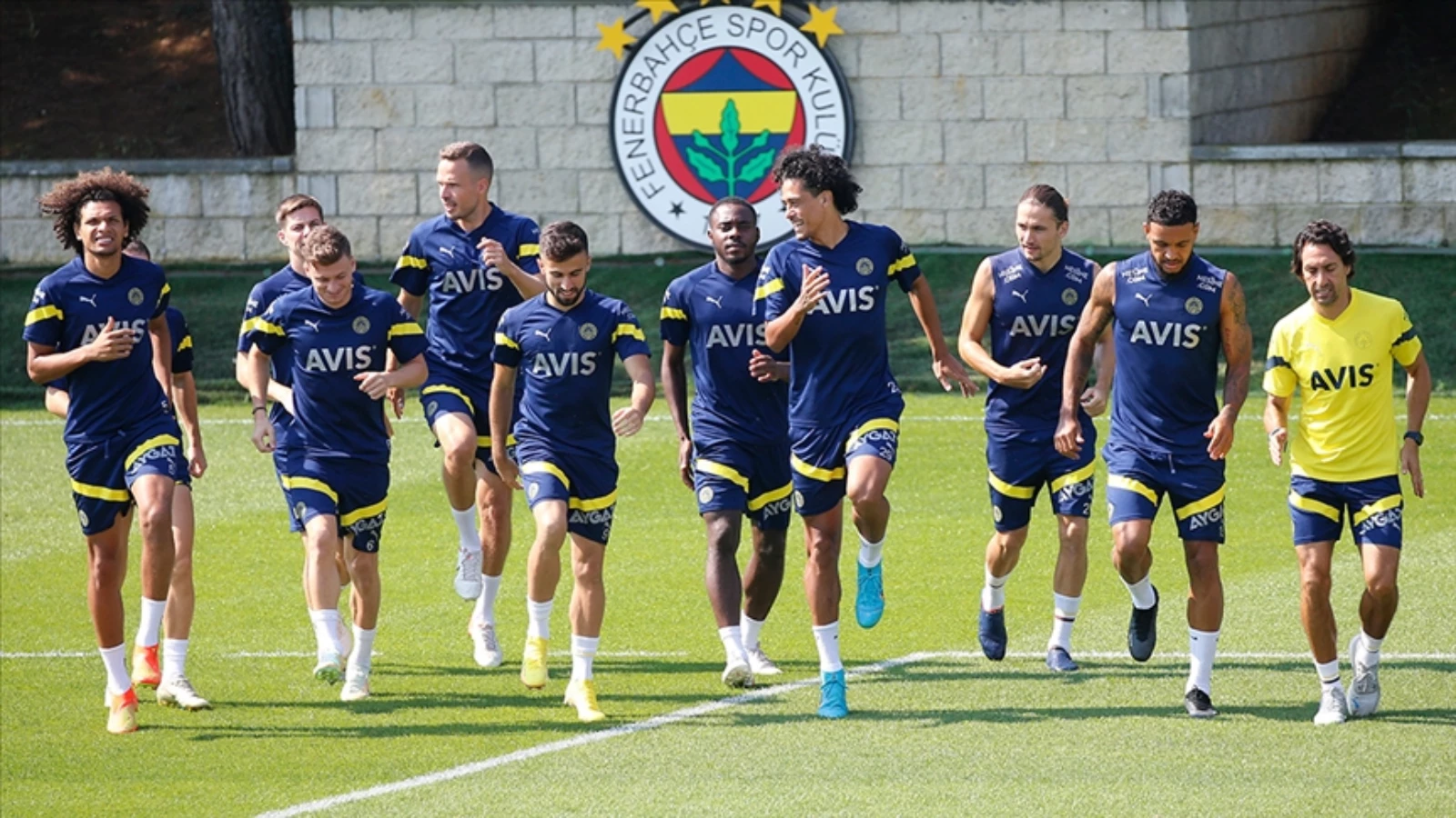 Fenerbahçe'nin Austria Wien Maçı Kamp Kadrosu Belirlendi