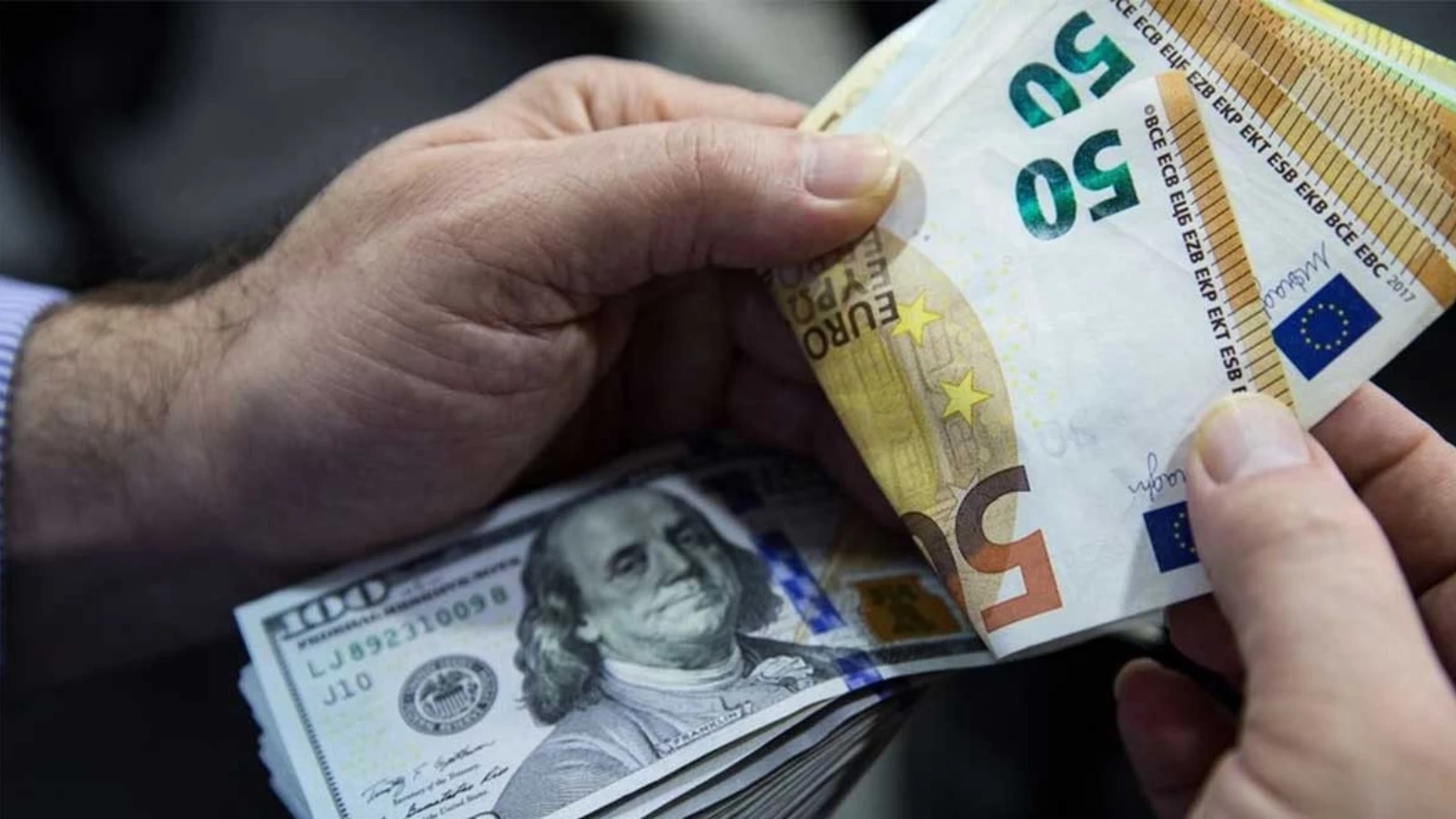 Dolar Euro Karşısında Ne Kadar Daha Güçlenecek?