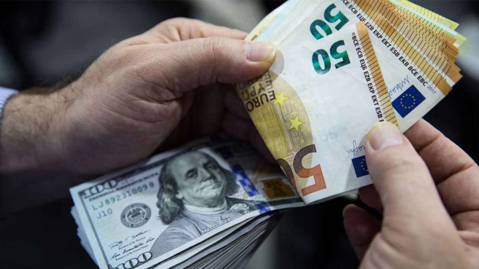 Dolar 18.20 TL Sınırında! Euro'da Düşüş Sürüyor