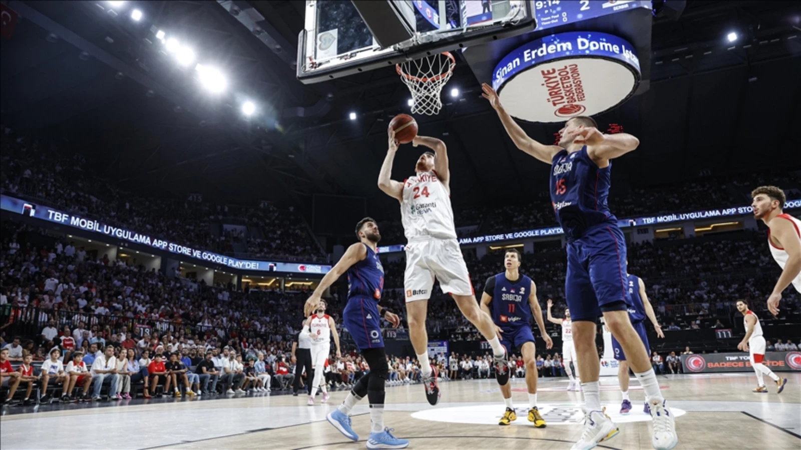 A Milli Erkek Basketbol Takımı Sırbistan'a Yenildi