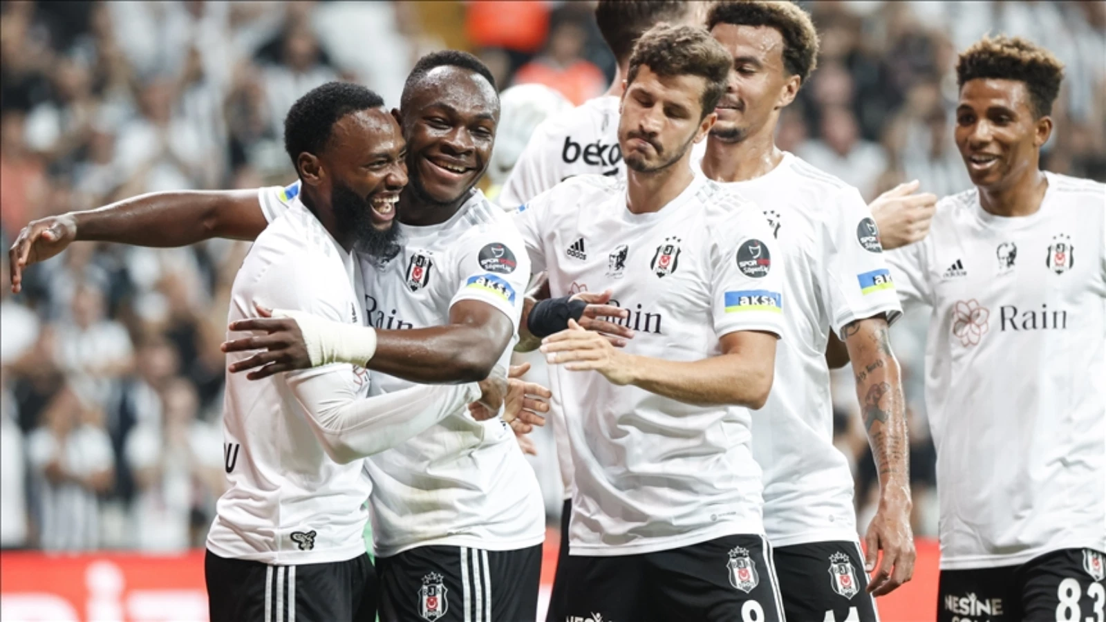 Beşiktaş Hem Borsada Hem Ligde Lider!