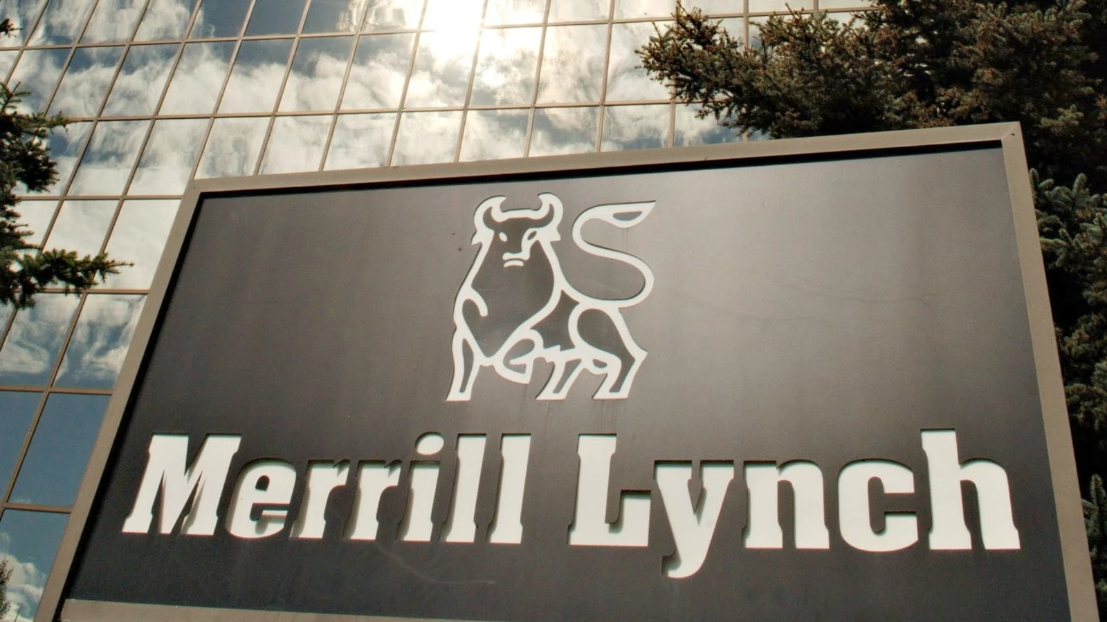 Merrill Lynch'den Pay Azaltma Operasyonu