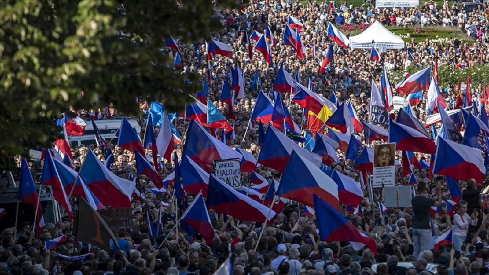 Çekya'da Enerji Fiyatları ve Rus Politikalarına Protesto