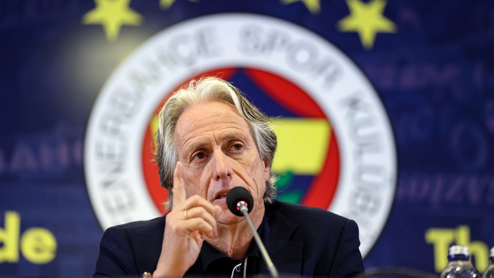 FB Teknik Direktörü Jorge Jesus: Bu Gruptan Çıkmak için Yeterli Kadro Kalitemizin Olduğunu Biliyoruz