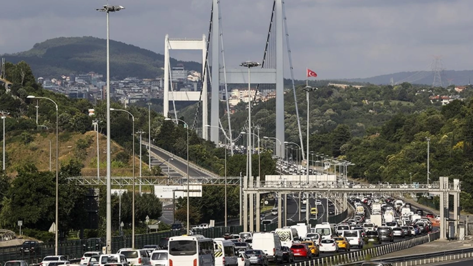 İstanbul'da Boğaziçi Triatlonu Nedeniyle Yollar Kapanacak