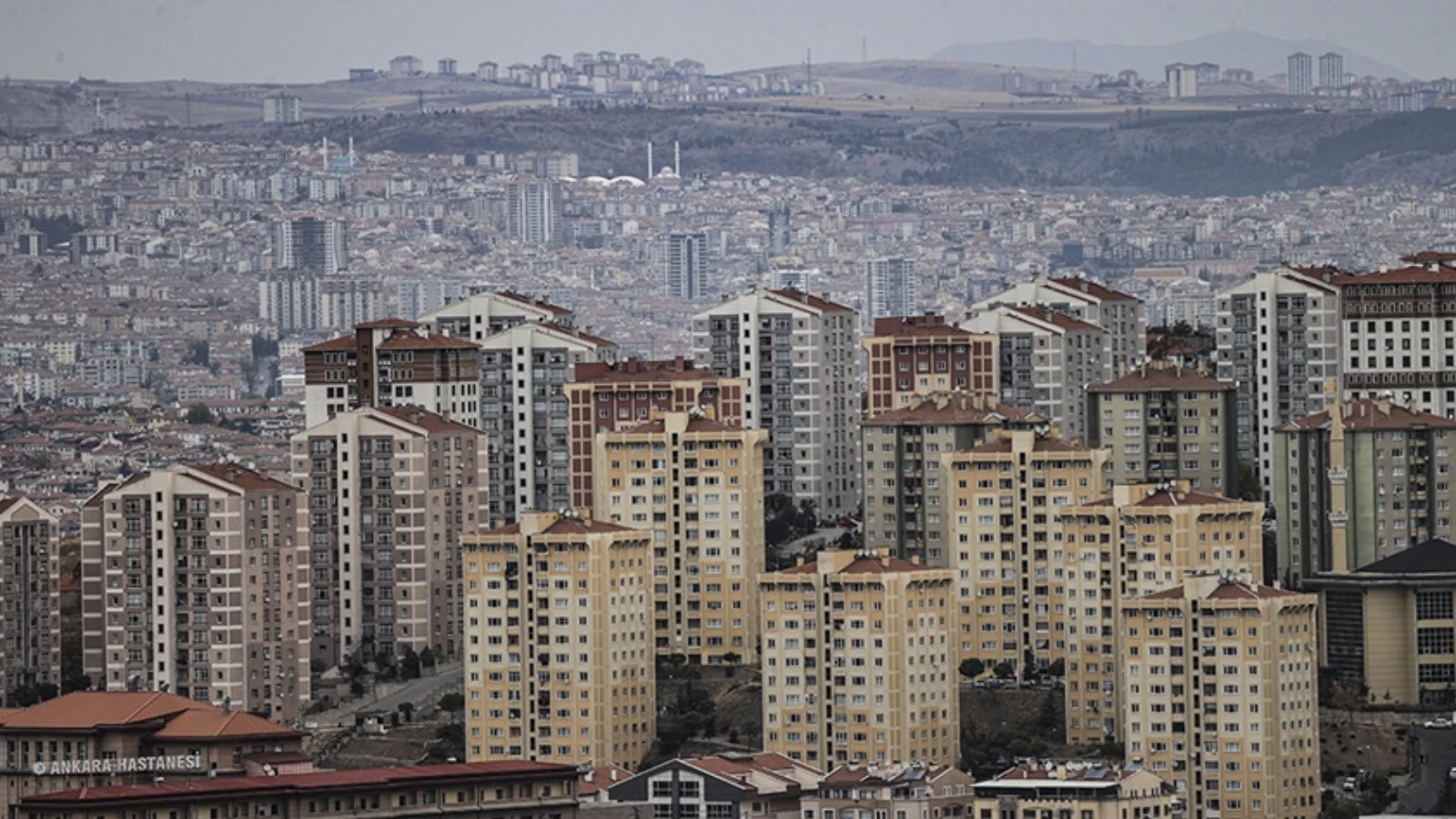 İnşaat Sektöründe Likitide Krizi: Bankalar Kredi Vermiyor!