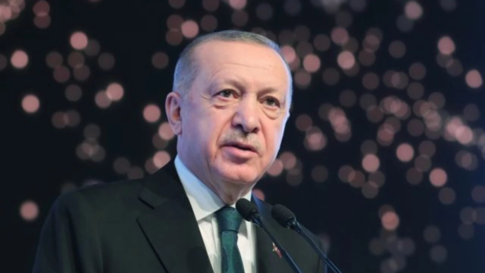 Erdoğan Kredi ve Burs Ödemelerine Değindi