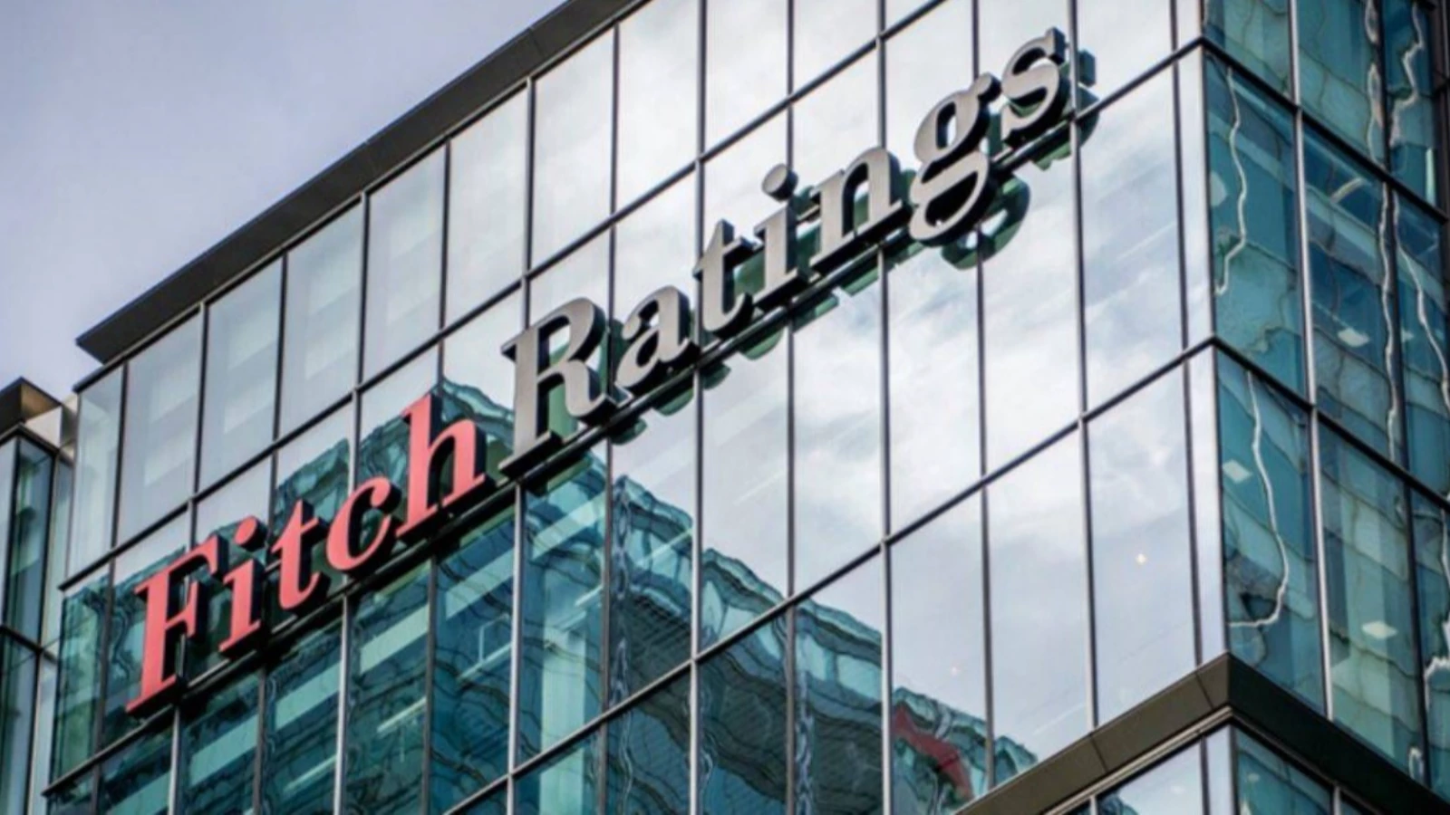 Fitch Türkiye için Büyüme Tahminini Yükseltti