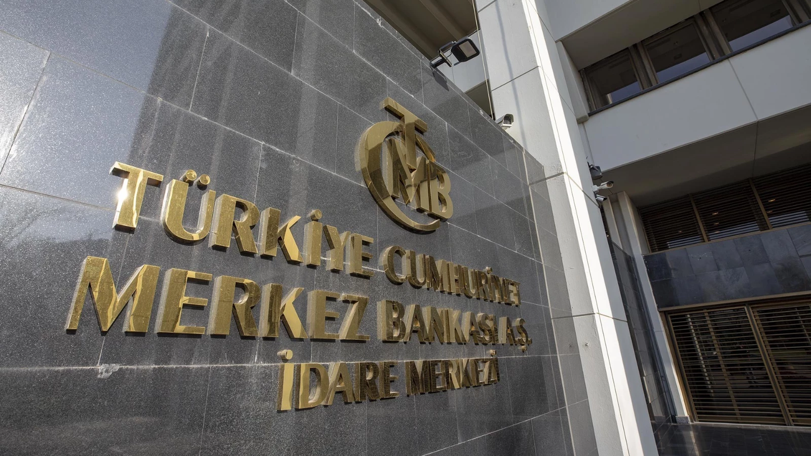 Merkez Bankası'nın Faiz İndirim Kararına Sert Çıkış!