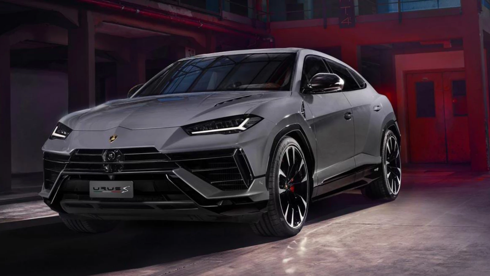 Yeni Lamborghini Urus S Tanıtıldı