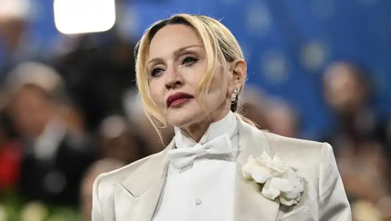 Madonna’nın Diyeti: Kanserle Mücadelede Yeni Umut mu?
