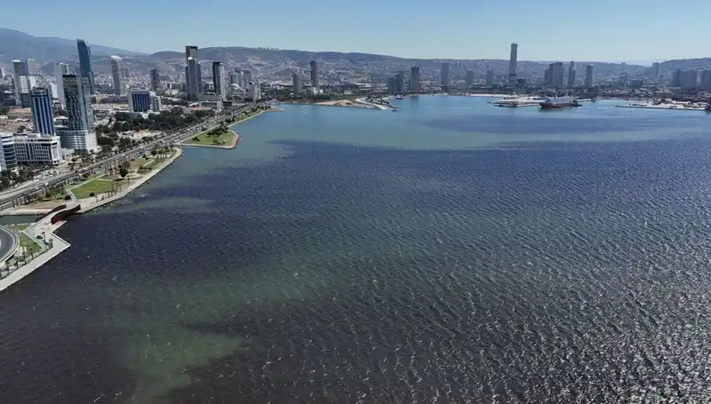 İzmir Körfezi'nde Son Günlerde Artan Kötü Koku Nedenleri ve Son Gelişmeler