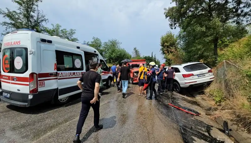 Sakarya’da Feci Kaza: Kamyonet ve Cip Çarpıştı, 5 Yaralı