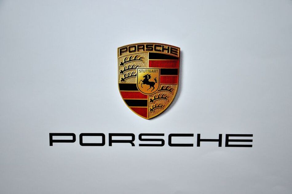 Avrupa'nın En Değerli Otomobil Markası Porsche Oldu