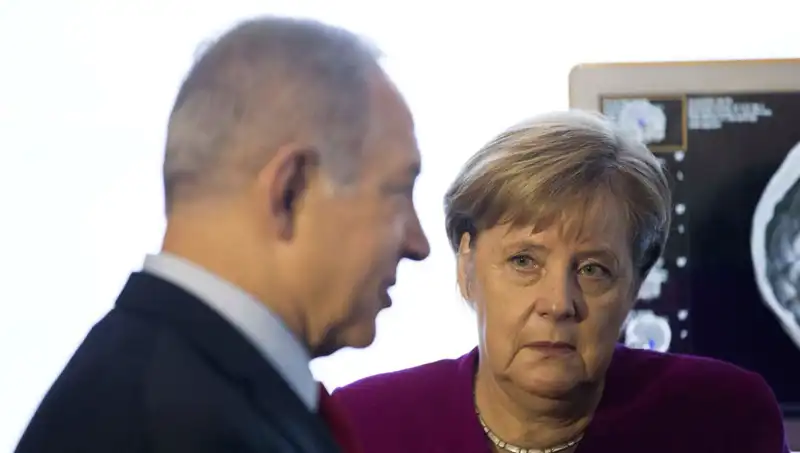 Yıllar Sonra Ortaya Çıkan Belgeler: Netanyahu ve Merkel'in Gizli İlişkisi