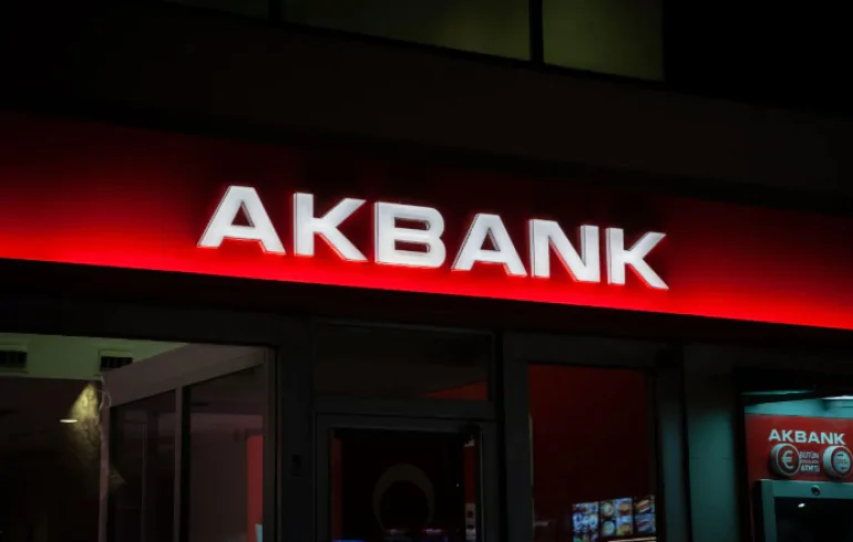 Akbank T.A.Ş. (AKBNK), 2023 1. Çeyrek Bilançosunu Açıkladı, Net kar 10 milyar 711 Milyon TL