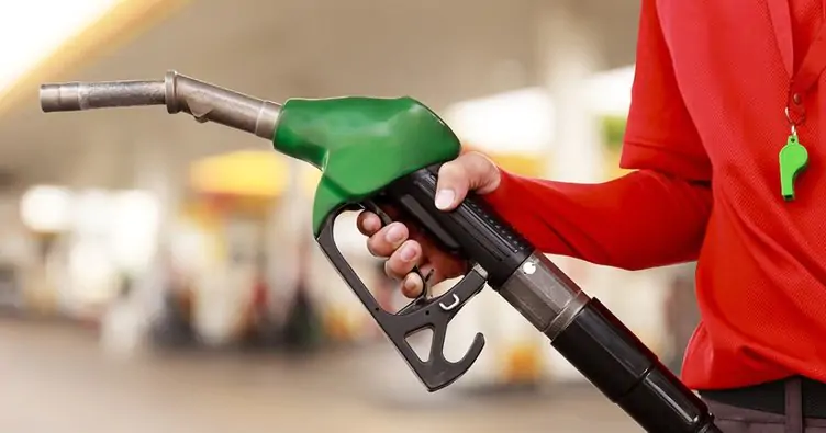 Petrol Fiyatları Düştü, Benzine İndirim Göründü!