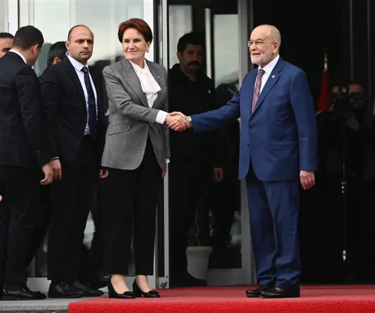 Son Dakika: Kemal Kılıçdaroğlu ve Meral Akşener Anlaştı! Akşener Masaya Döndü!