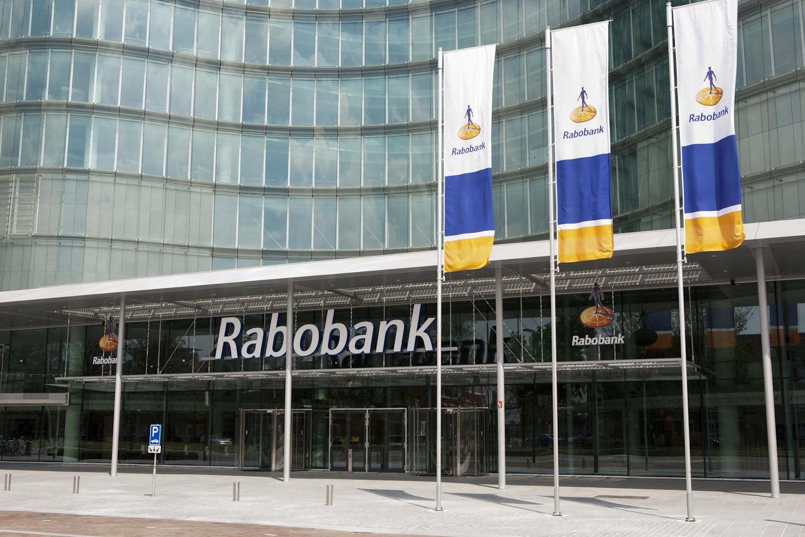 Rabobank, Türkiye'deki Şirket Paylarını Satıyor