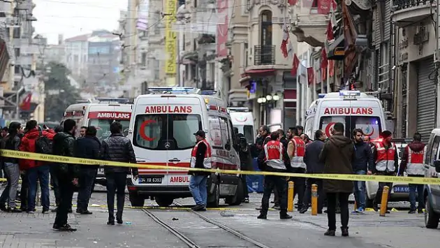 Son Dakika: Taksim'de Patlama Meydana Geldi!