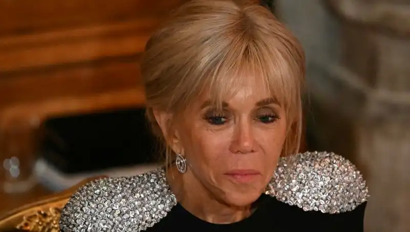 First Lady Davasında Dönüm Noktası: "Erkek Olarak Doğdu" İddiası Beraat ile Sonuçlandı