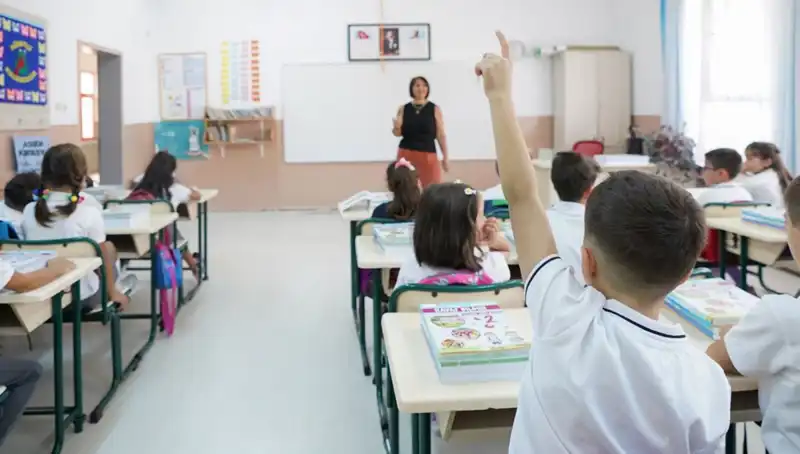 MEB 2025 Ücretli Öğretmenlik Başvuru Tarihleri Açıklandı!