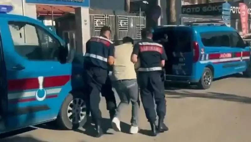 10 İlde Gerçekleşen Gizli Operasyonda 5 Suç Örgütüne Şok Baskın!