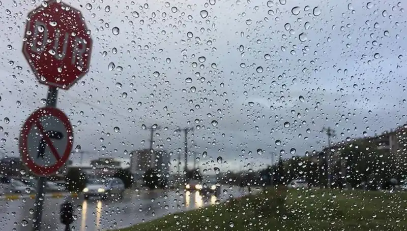 Meteoroloji Uyardı: 7 İlde Sağanak Yağış ve Sel Riski Kapıda!