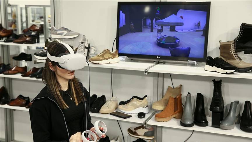 İzmir'deki Fuarda Metaverse Mağazasıyla Tanıtım Yapıldı