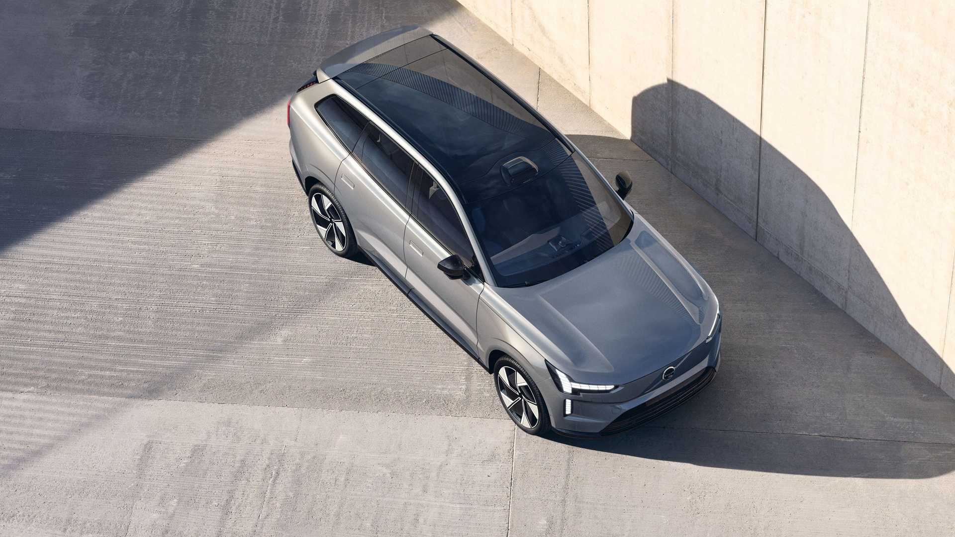 Volvo, EX90'ın 2 Sıralı Versiyonunu da Sunacak