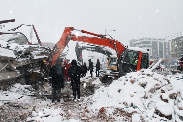 3 Aylık OHAL Sürecine İlişkin Açıklama Geldi!