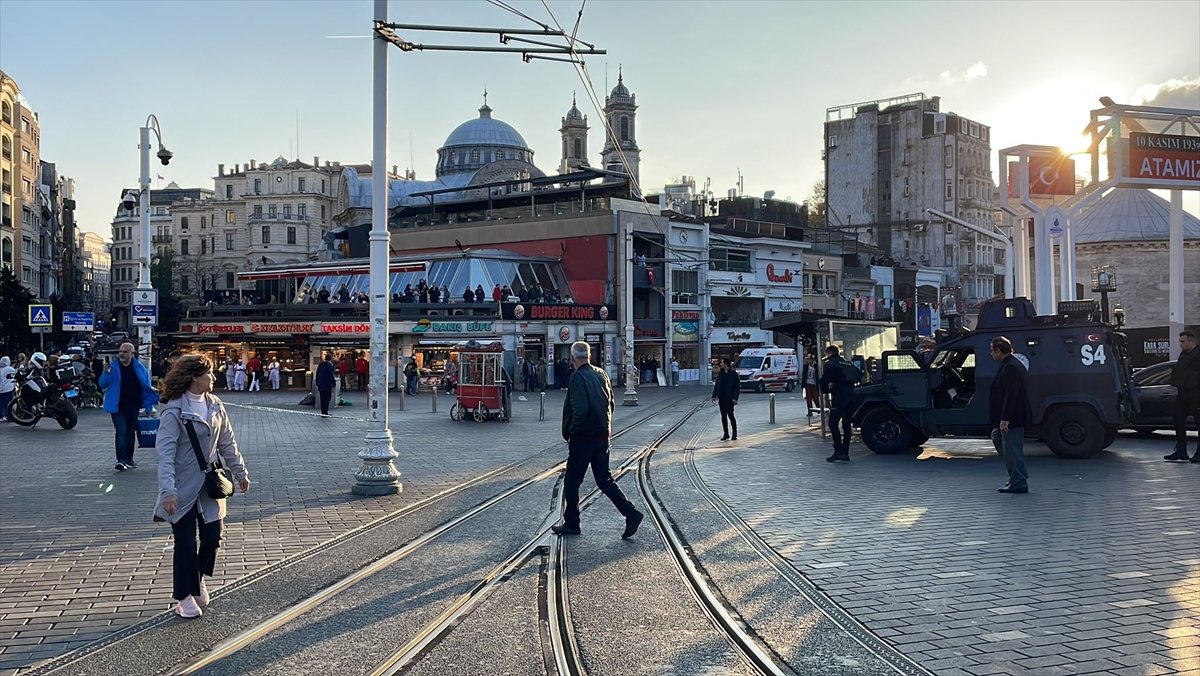 Taksim Patlamasında Ölen Vatandaşar Var!