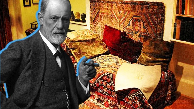 Psikolojinin Babası Freud Neden Hastalarını Türk Halısı Üzerine Yatırırdı?